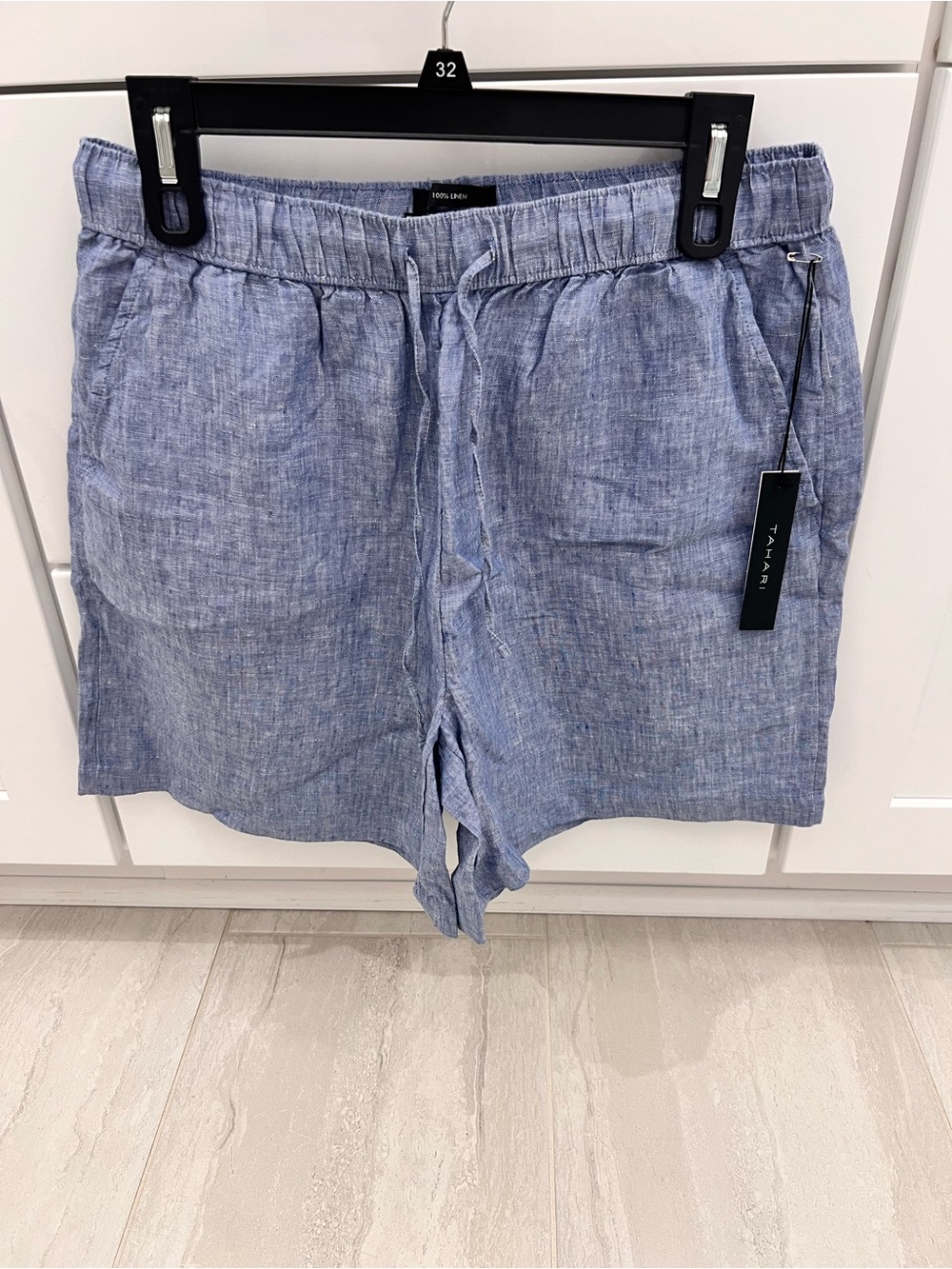 Tahari Light Blue Linen-Blend Flat Front Shorts